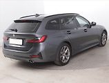 BMW Řada 3 (2022) Sport Line 318 d, Automat - náhled 4