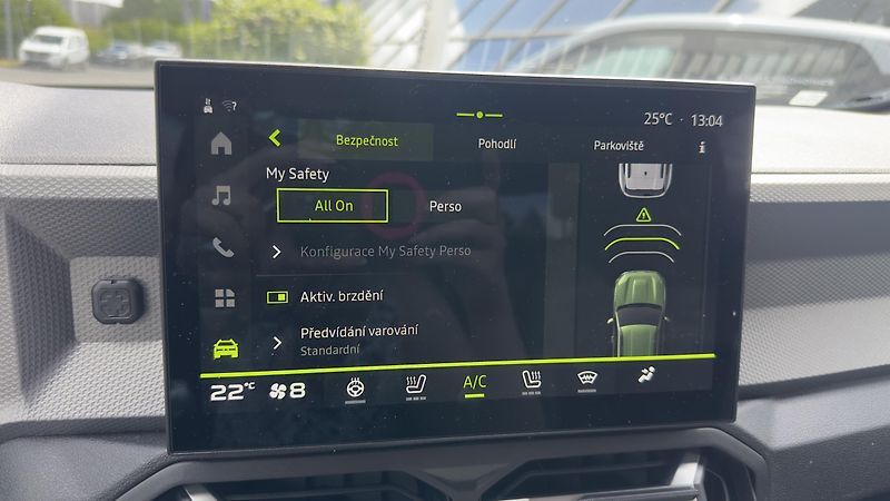 Dacia Duster (2026) DEMO Journey Hybrid-G 150 4x4 - fotka 13 z 16