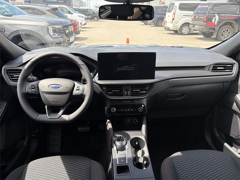 Ford Kuga (2025) ST-Line, 5dveřová, 1.5 EcoBoos - fotka 13 z 18