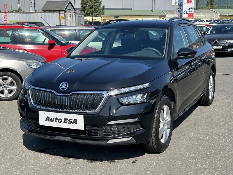 Škoda Kamiq (2022) 1.0 TSi, Active, +kola - fotka 3 z 17