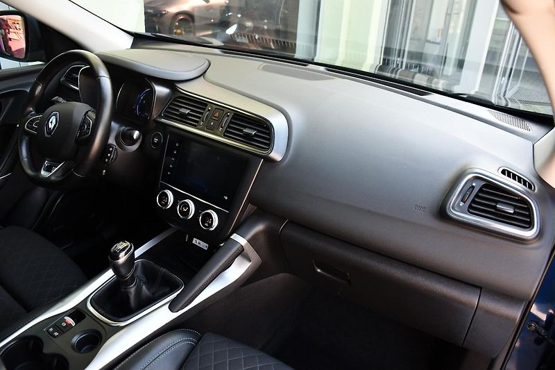 Renault Kadjar 1.5dCI 115 INTENS - fotka 17 z 34