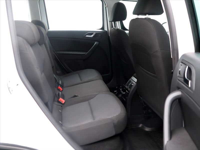 Škoda Yeti 1,4 TSI 92 kW Ambition Outdoor - fotka 12 z 28