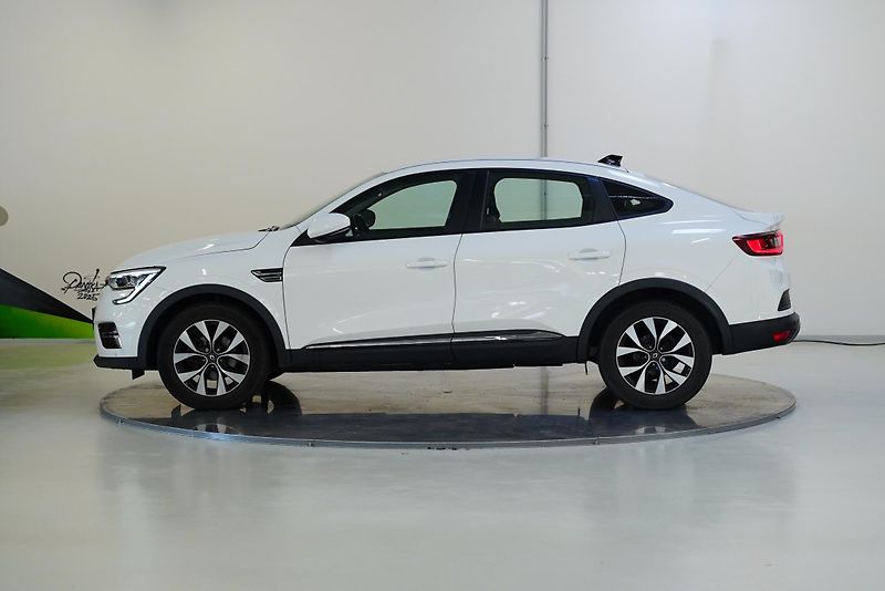 Renault Arkana - fotka 3 z 25
