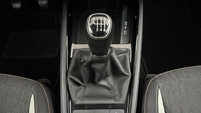 Škoda Scala 1.5 TSI Style - fotka 23 z 25