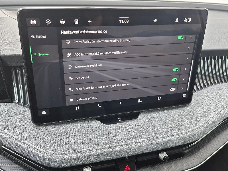 Škoda Superb (2025) Selection 2.0 TDI 110kW DSG - fotka 19 z 30