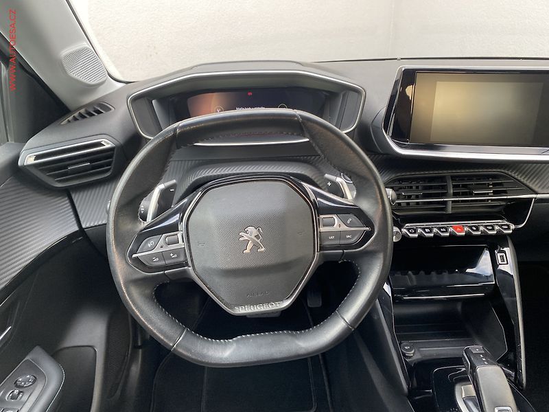 Peugeot 208 (2020) 1.2PT, Allure, AT - fotka 11 z 17