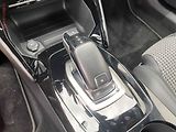Peugeot 2008 (2022) 1.2 PT, GT, AT, LED, panor - náhled 15