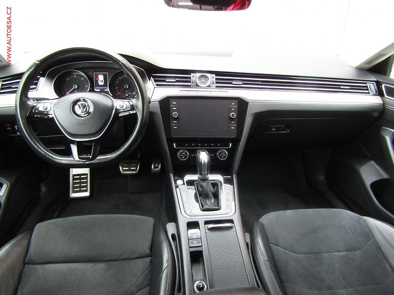Volkswagen Arteon (2017) 2.0 TDi, Elegance, DSG - fotka 8 z 22