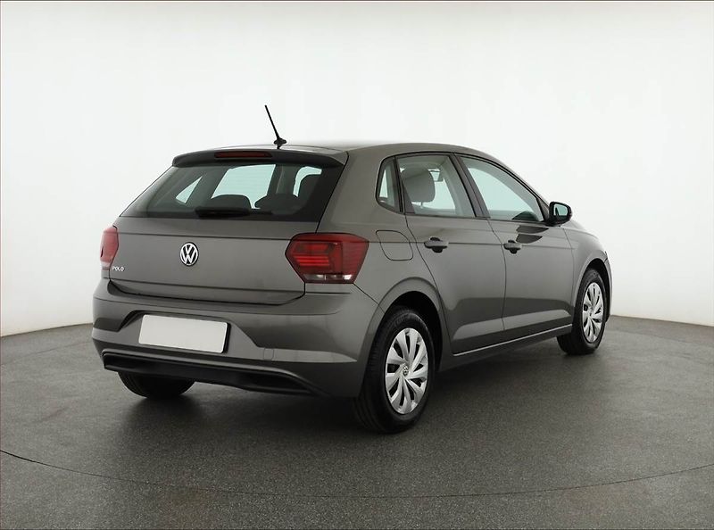 Volkswagen Polo (2019) 1.0 TSI, Automat - fotka 5 z 16