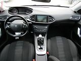 Peugeot 308 (2016) 2.0HDi, Xenon - náhled 8