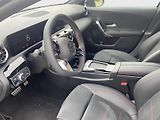 Mercedes-Benz Třídy A 200d AMG - náhled 7