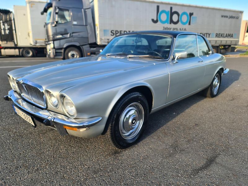 Jaguar XJ6 (1975)  4.2 C (Coupé) SERIE II AUTOMA - fotka 3 z 53