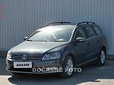 Volkswagen Passat (2014) 2.0 TDi, Navi, xenon - náhled 2
