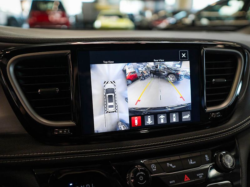 Chrysler Pacifica (2026) 3.6 Select AWD, 360 Cam 2x LCD - fotka 26 z 35
