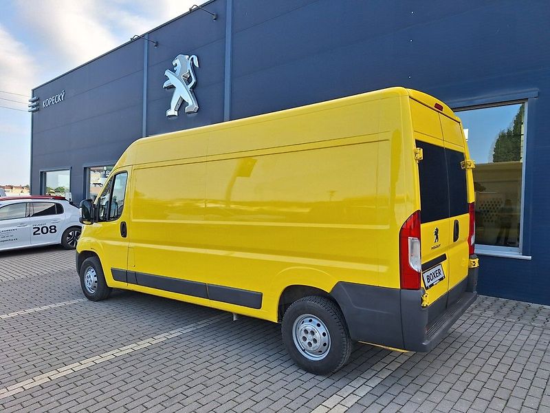 Peugeot Boxer (2017) Furgon 3300 L3H2 BHDi 130k M6 - fotka 3 z 14
