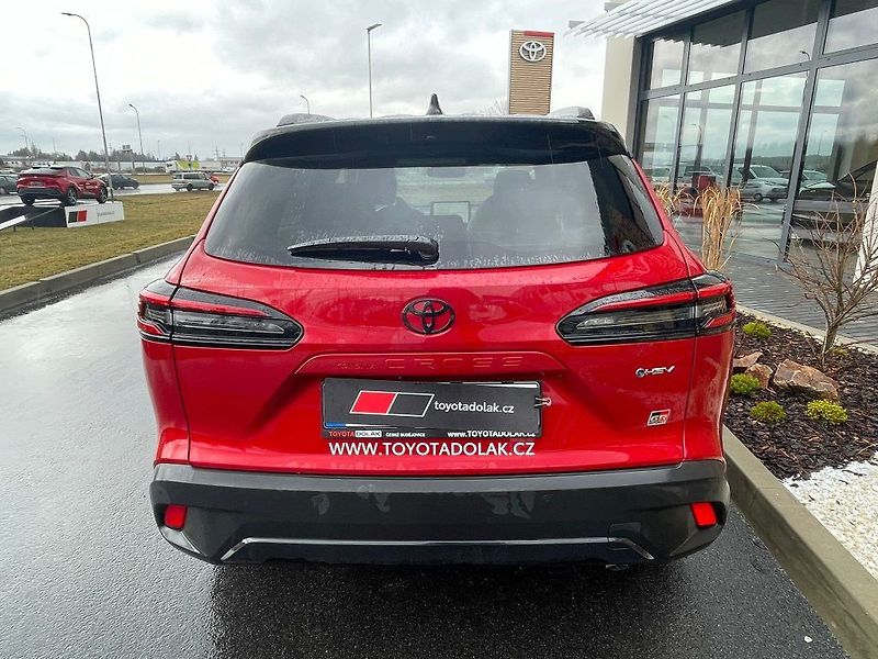 Toyota Corolla Cross 2.0 Hybrid FWD GR SPORT - fotka 5 z 29