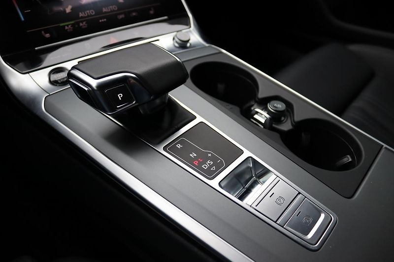 Audi A7 SB 45TFSI QUATTRO 195kW  - fotka 35 z 49