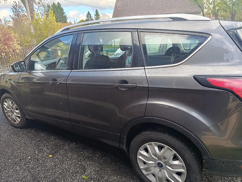 Ford Kuga (2016) - fotka 5 z 10
