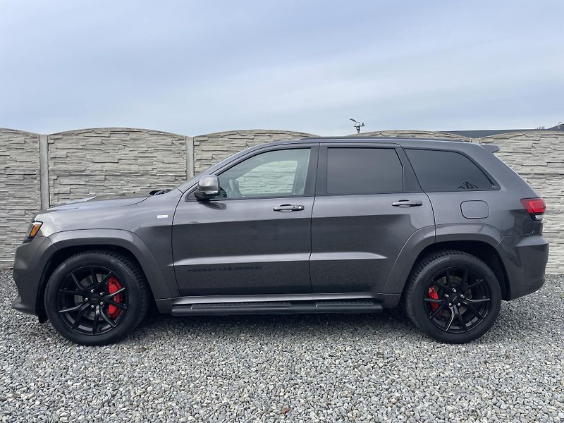 Jeep Grand Cherokee 6.4i 480PS HEMI SRT CZ 78000KM - fotka 1 z 187