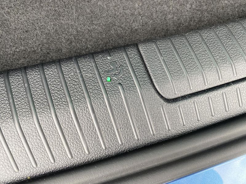 Volkswagen Golf Sportsvan 1.4 TSI 92kW- ALU - PDC -TAŽNÉ - fotka 37 z 46