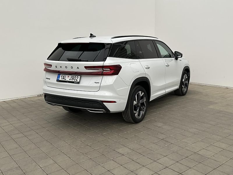 Škoda Kodiaq 2.0 TDI 4x4 SportLine - fotka 2 z 26