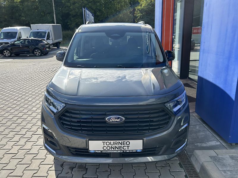Ford Tourneo Connect 1.5 Ecoboost 110kW AT Titanium - fotka 2 z 38