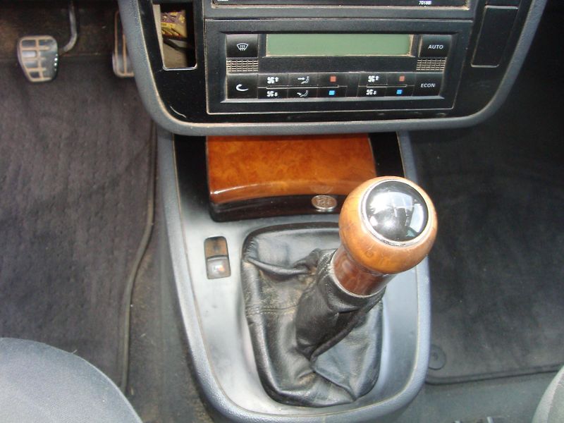 Volkswagen Sharan (2001) 1,9TDI - fotka 16 z 18