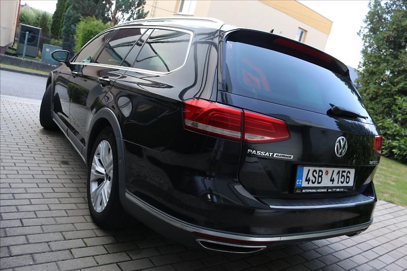 Volkswagen Passat 2,0 TDi,DSG, 4x4 ALLTRACK - fotka 9 z 46