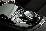 Mercedes-Benz Třídy E (2021) E 220 d - náhled 10