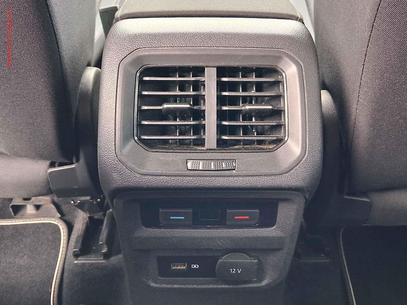 Volkswagen Tiguan (2019) 2.0 TDi, ČR, AC, park.čidla - fotka 19 z 21