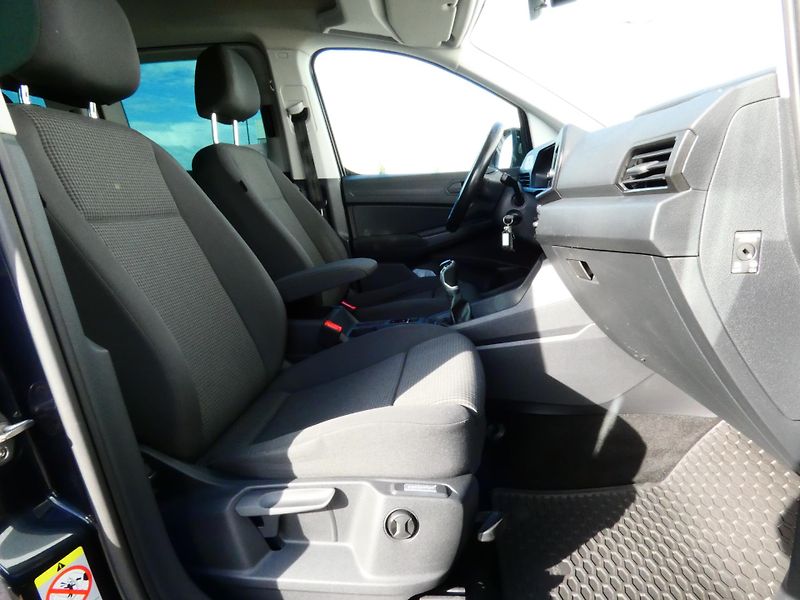 Volkswagen Caddy 2.0 TDI 4MOTION - fotka 21 z 30