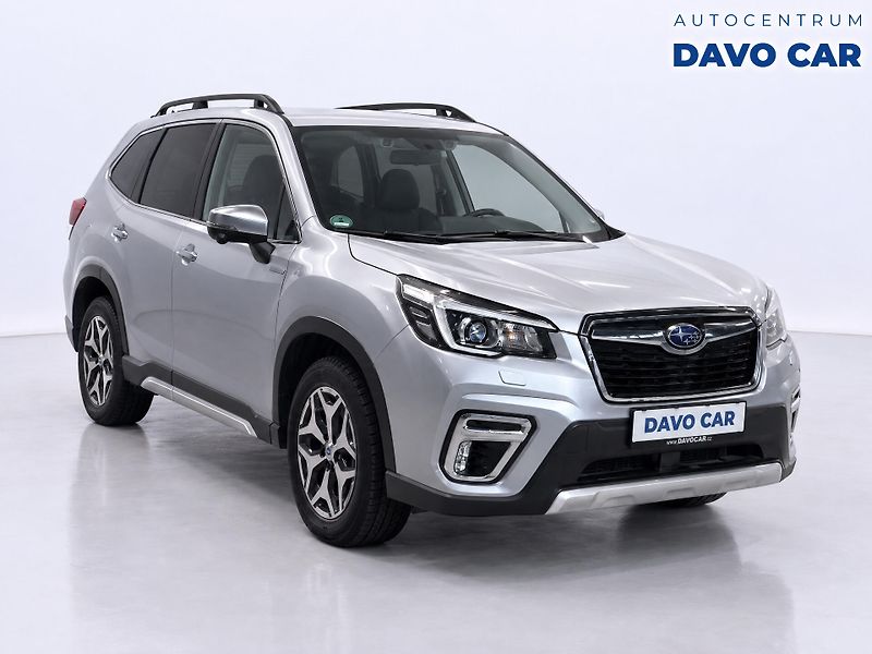 Subaru Forester 2,0 e-Boxer MHEV 110kW Aut. 4x - fotka 3 z 10