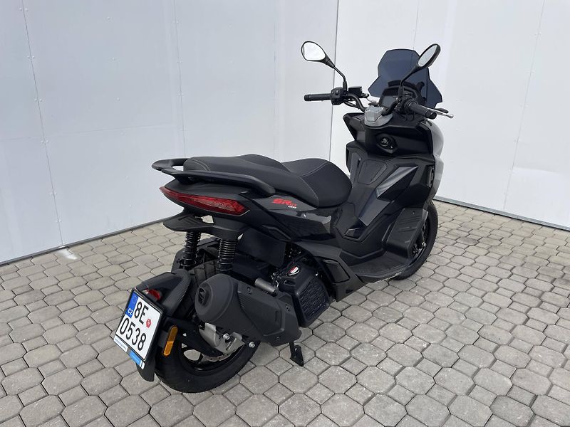 Aprilia (2026) SR GT 200 EU5+ - fotka 3 z 11