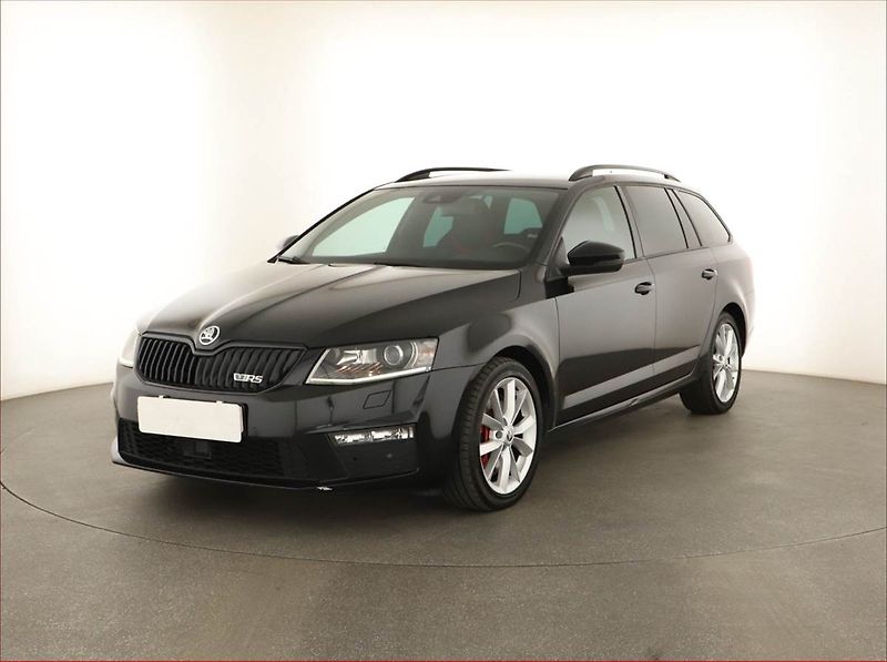 Škoda Octavia (2016) RS 2.0 TDI, Automat, Kůže - fotka 2 z 18