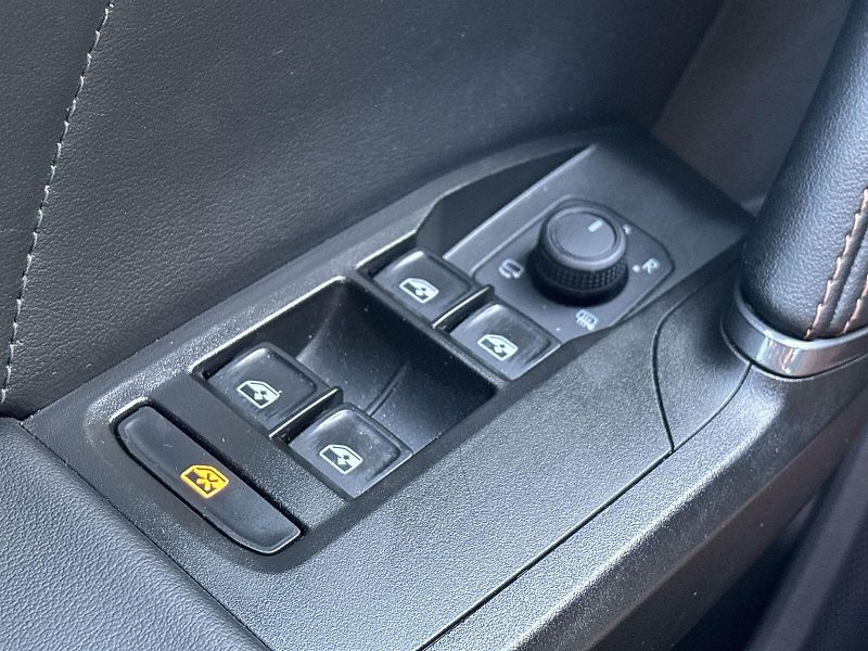 Cupra Formentor (2024) 1.5 TSI DSG - fotka 18 z 30