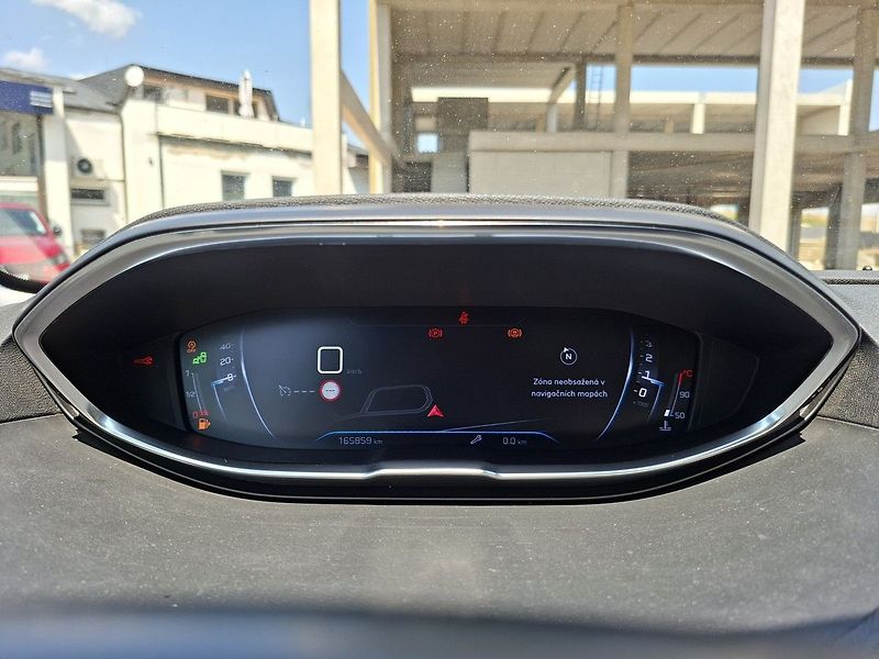 Peugeot 5008 ALLURE 1.5 BHDi 130k M6 - fotka 20 z 30