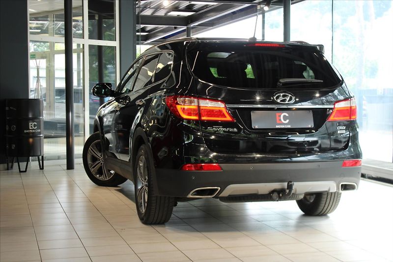 Hyundai Grand Santa Fe CRDi 4WD Premium 7Míst/Pano/Ta - fotka 31 z 34