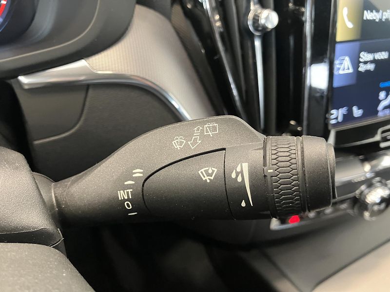 Volvo XC60 T6 AWD Drive-E Inscription AT8 - fotka 25 z 47