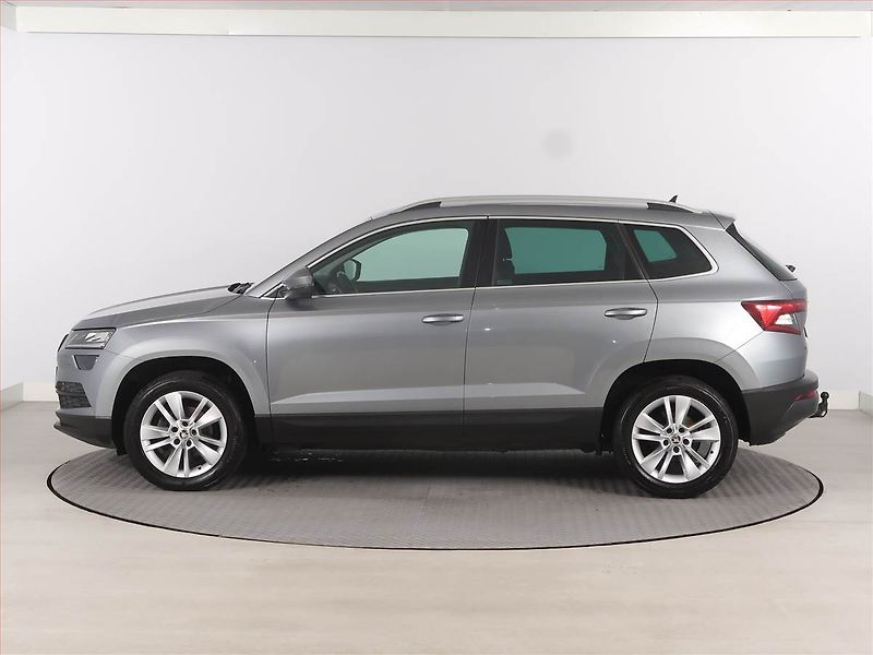 Škoda Karoq (2019) Style 1.6 TDI - fotka 3 z 12