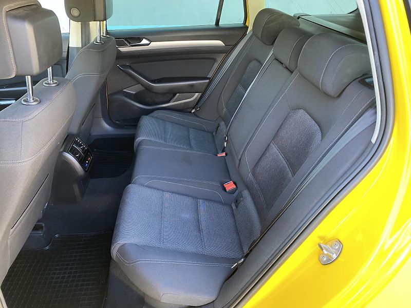 Volkswagen Passat (2019) 2,0 TDi Comfortline  - fotka 22 z 49
