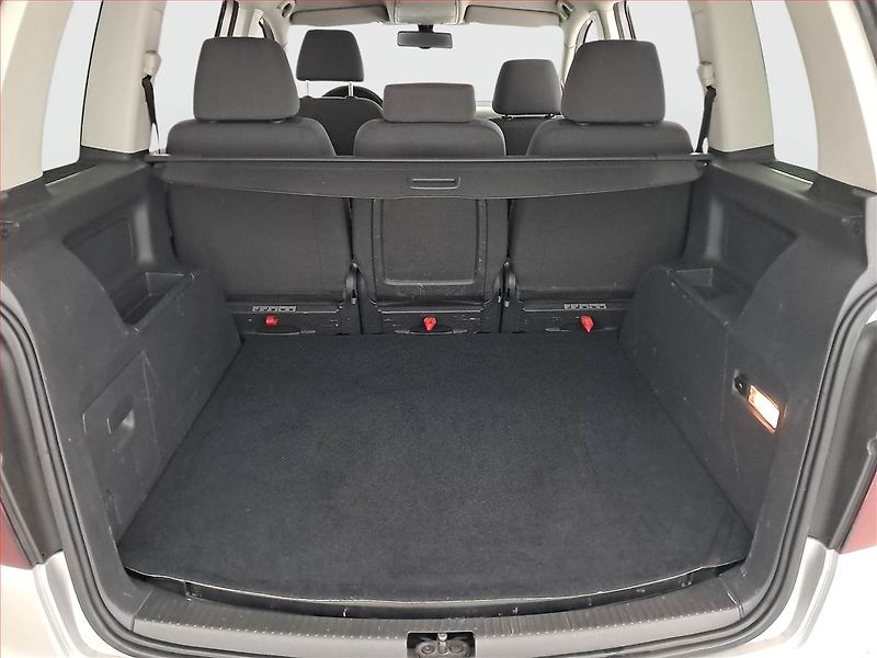 Volkswagen Touran (2007) 2.0 TDI, Automat, po STK - fotka 14 z 18