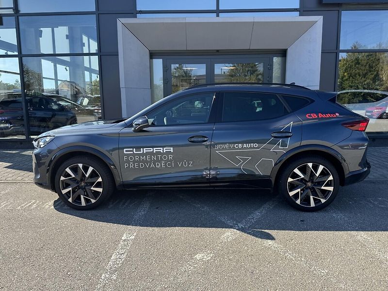 Cupra Formentor 1.5eTSI 110kW DSG - fotka 3 z 13