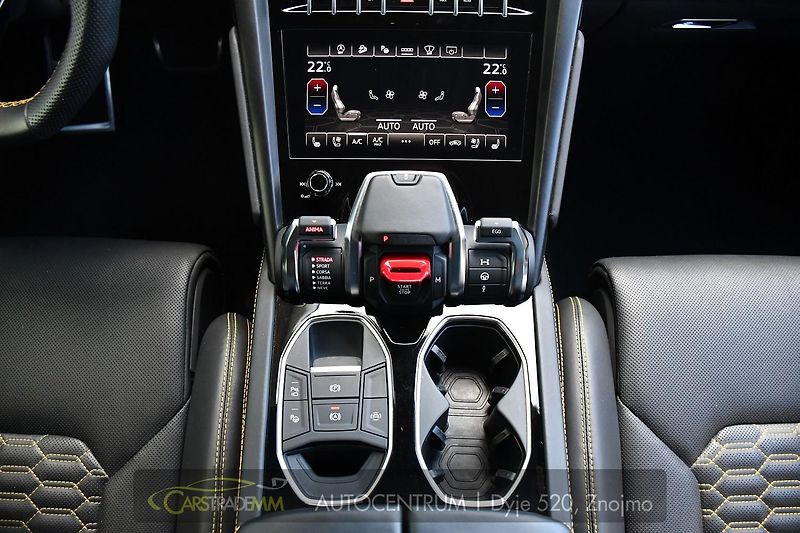 Lamborghini Urus 4.0 V8 ZÁRUKA - fotka 37 z 62
