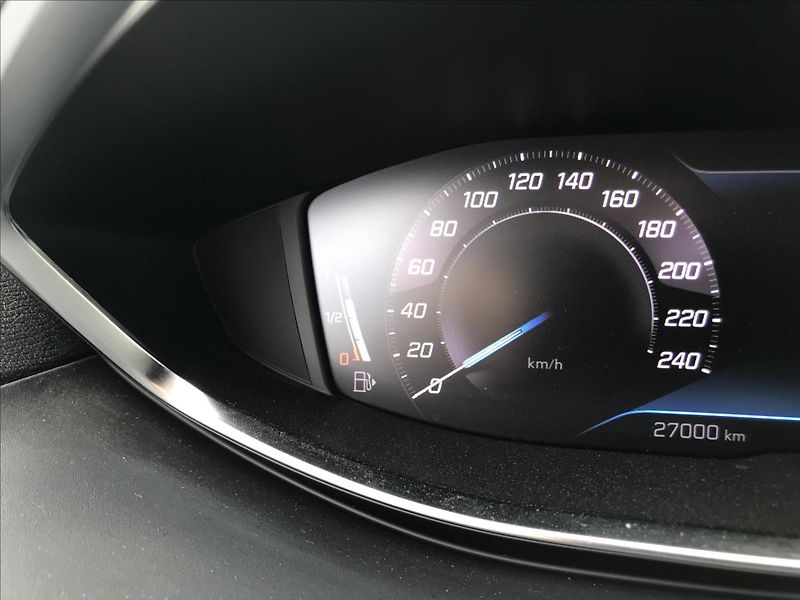 Peugeot 3008 1,5 1.5 BlueHDI 130 EAT8 96kw - fotka 10 z 27