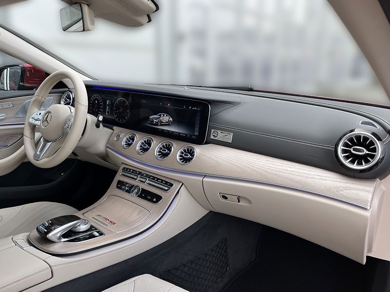 Mercedes-Benz CLS 350d 4MATIC AMG Line - fotka 15 z 23