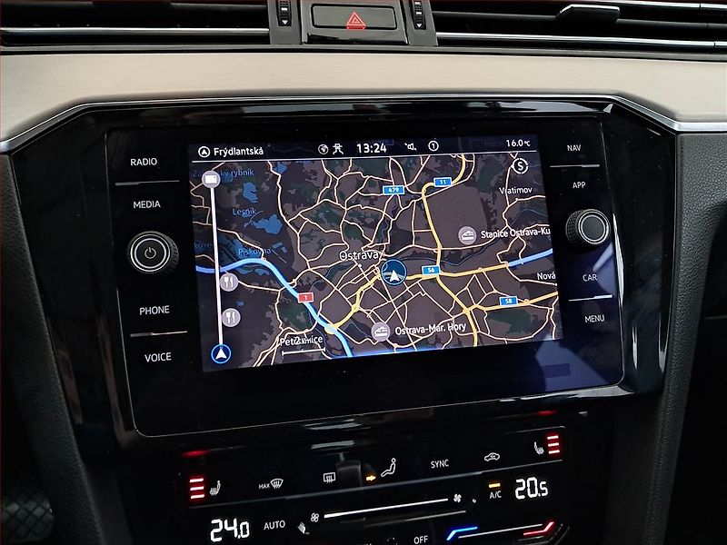 Volkswagen Passat (2020) 1.5 TSI - fotka 28 z 28