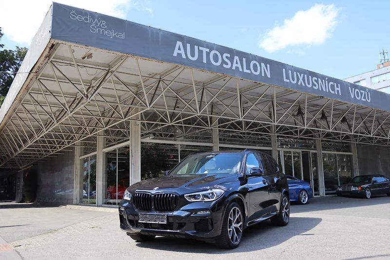 BMW X5 M50D TOP VÝBAVA 294kW DPH - fotka 1 z 50