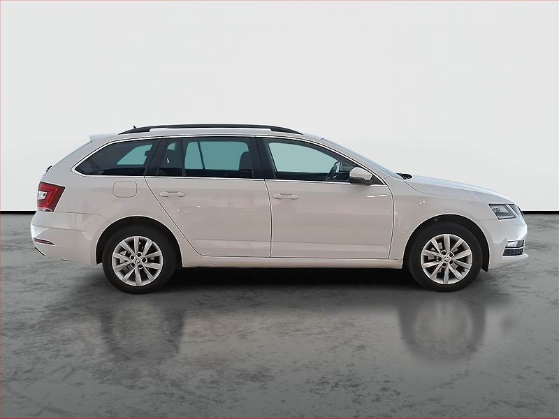 Škoda Octavia (2018) 1.6 TDI, Tempomat - fotka 6 z 18