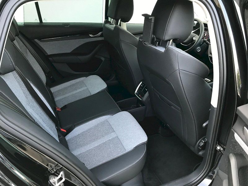 Škoda Octavia (2025) COMBI TOP SELECTION 1,5 TSI M- - fotka 14 z 29