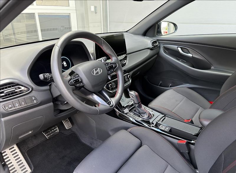 Hyundai i30 1,5 T-GDI DCT  WG FL N Line - fotka 7 z 22